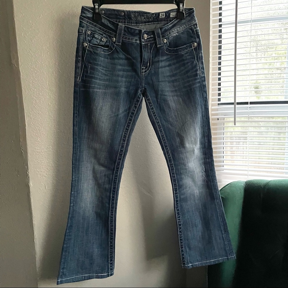 Miss Me Medium Wash Boot Cut Jeans With Embroidered Back Pockets EUC - Size 28